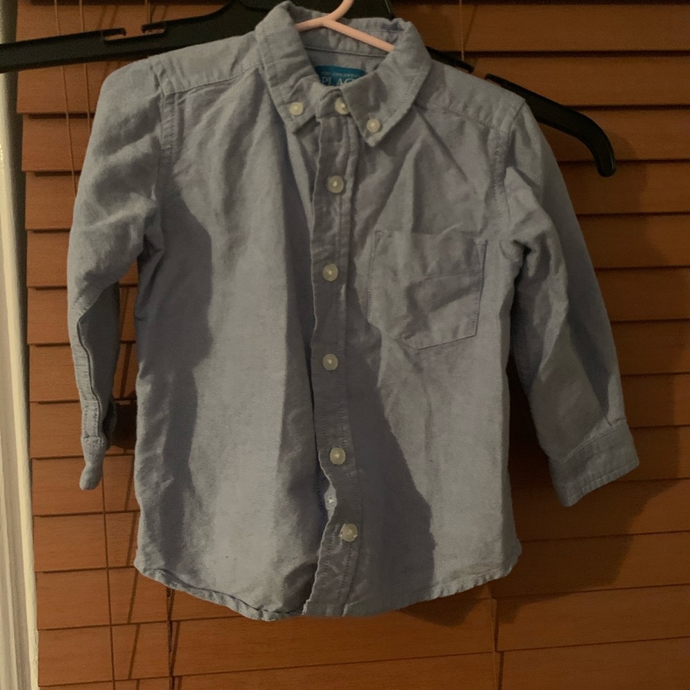 VGUC button up